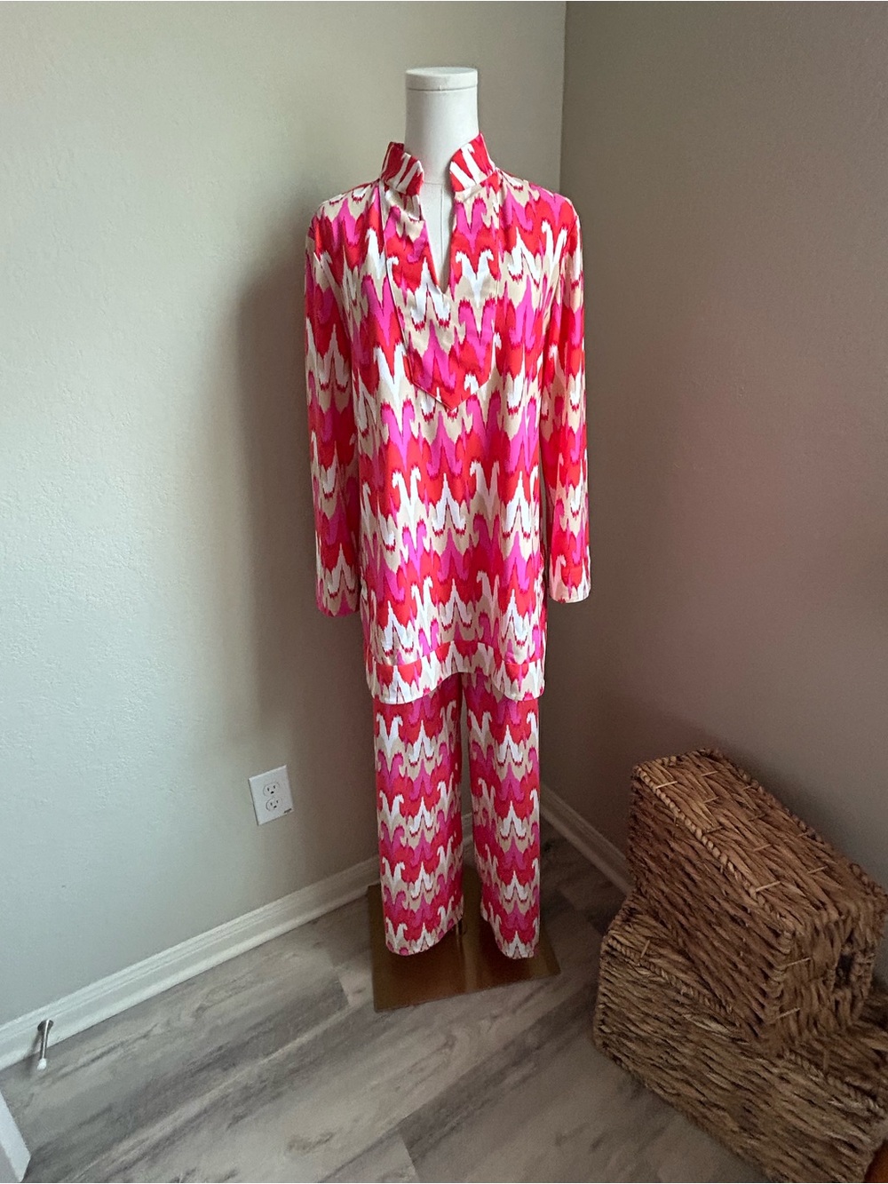 Jude Connally Pink, Red & Cream Wave-Print Top & matching pant